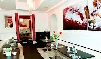 Royal House 4* Rome
